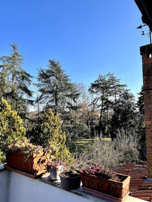 Apartment In Villa La Carruba Ривергаро Екстериор снимка